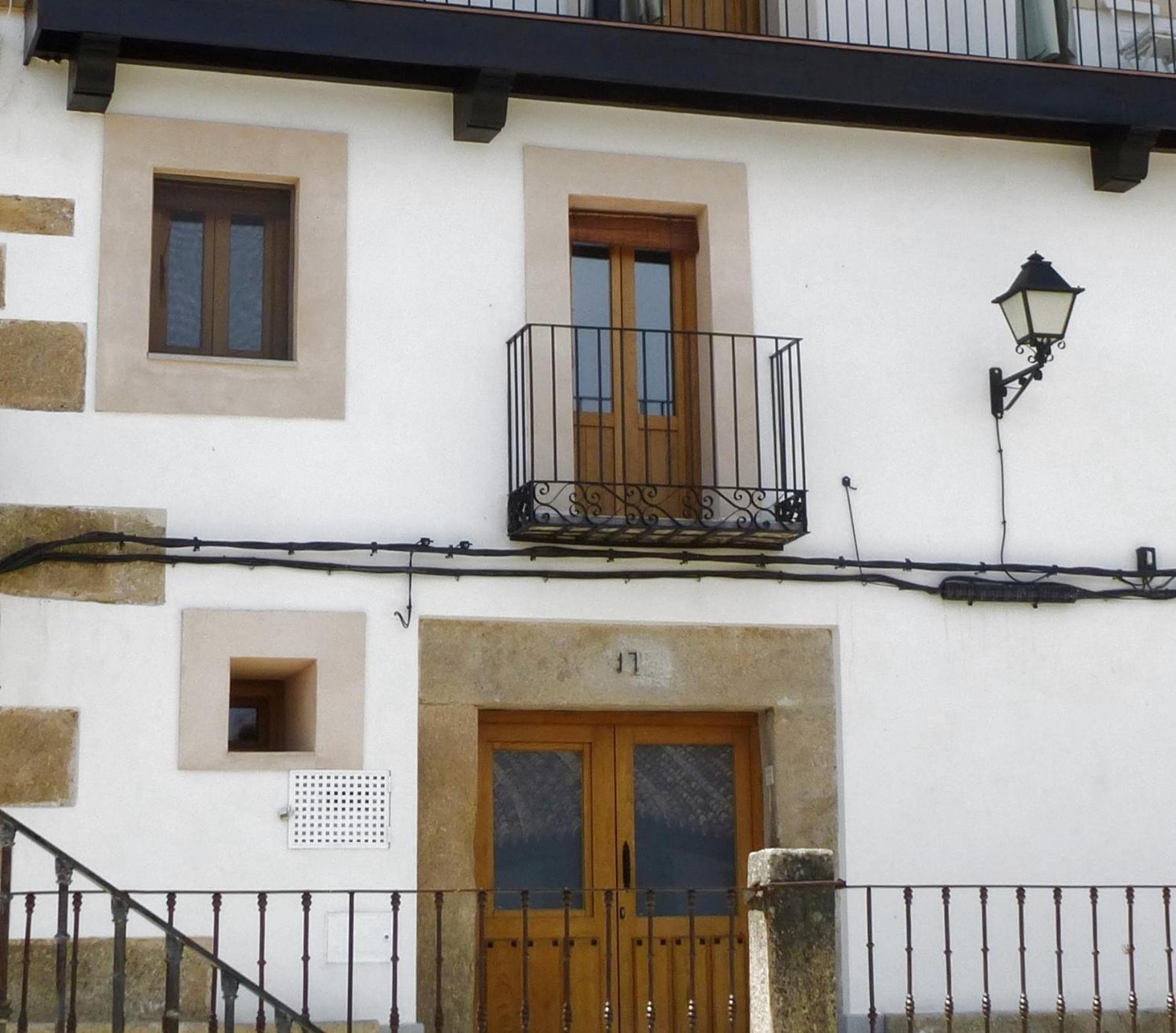 Apartamentos Rurales Entre Fuentes Cuacos De Yuste Exterior photo