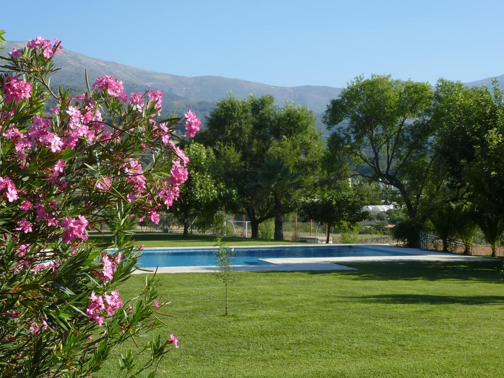 Apartamentos Rurales Entre Fuentes Cuacos De Yuste Exterior photo